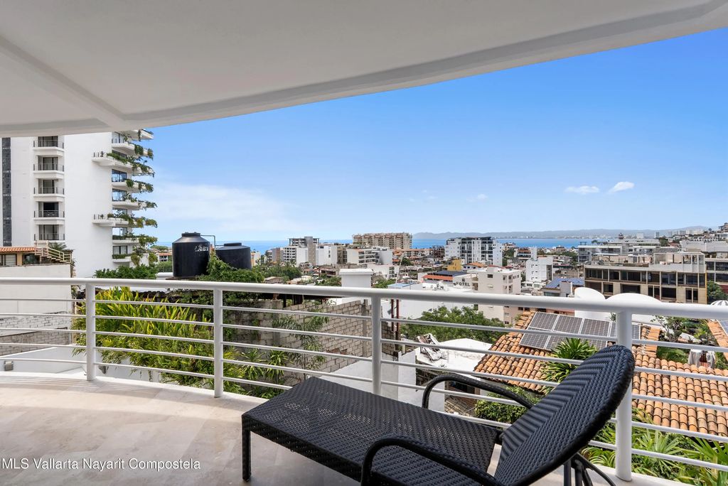393 C. Rodolfo Gomez 201 Condo Cielo 201, Puerto Vallarta
