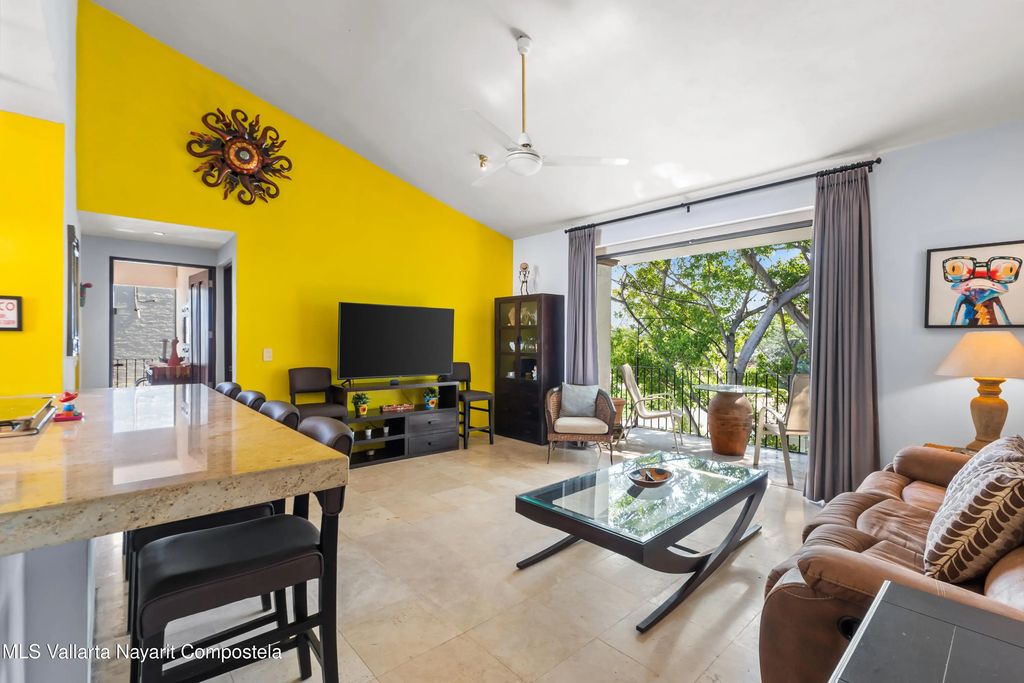 2256-2282 Blvd Francisco Medina Ascencio 1316 Marbella, Puerto Vallarta