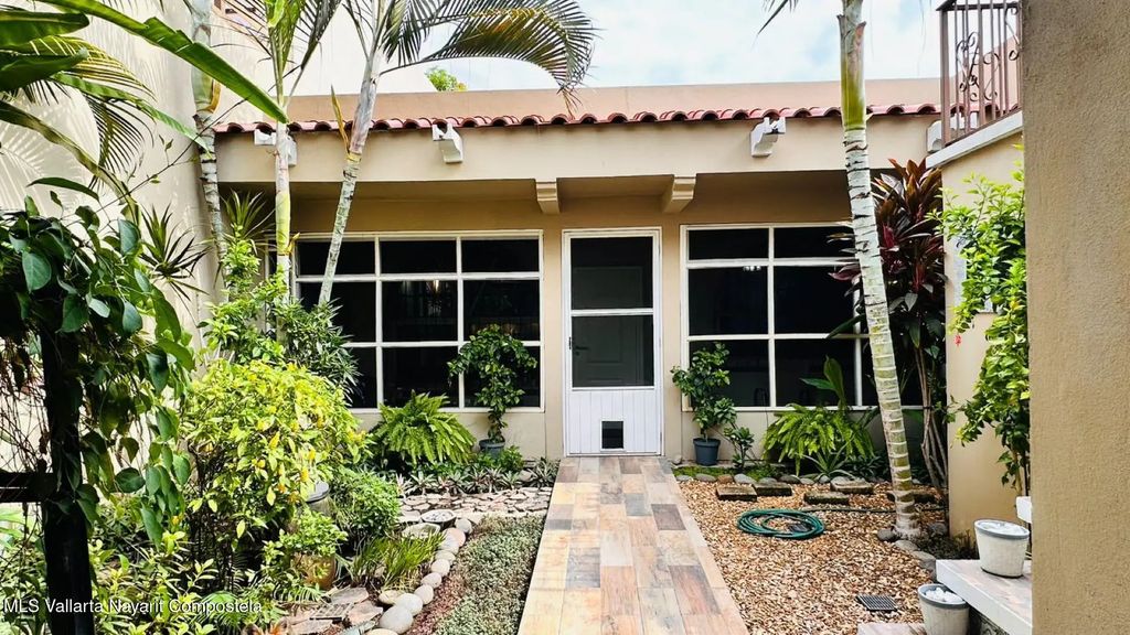 168 Gral. Ignacio Comonfort 63744 Casa San Blas, Nayarit Costa Norte ...