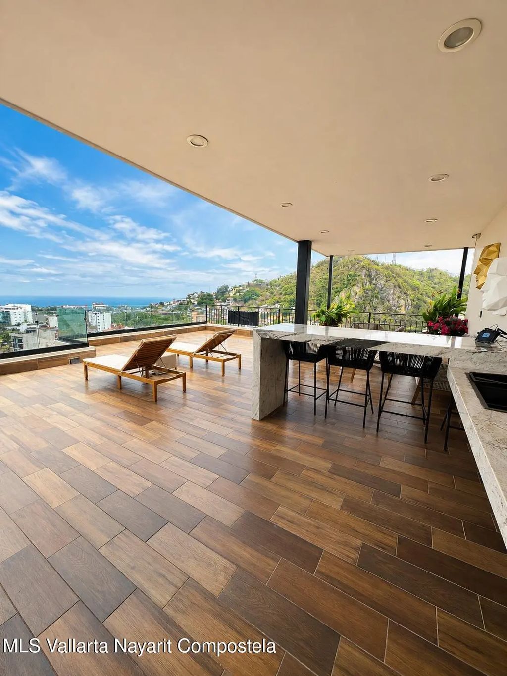 610 Basilio Badillo U 13 Dp 11 3 Vistas, Puerto Vallarta