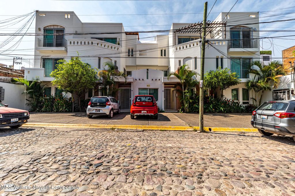 542 Fco. I. Madero #6 Los Mangos I Dept, Puerto Vallarta