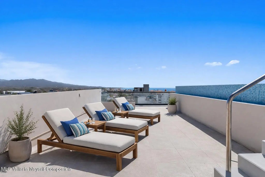 21 Otilio Montano 5a Mee-tah, Riviera Nayarit