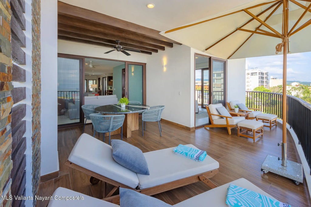 11 Zalcetas / Prol. Tiburon 404 Canuva Lux, Riviera Nayarit