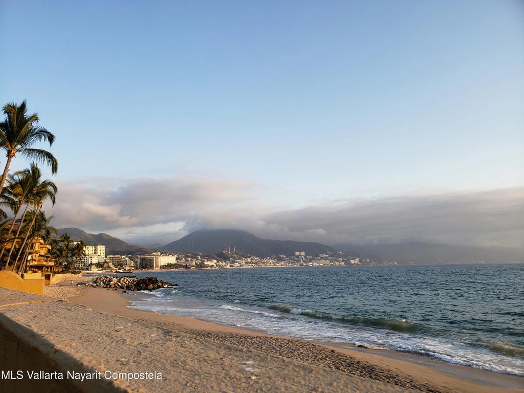 S/n Francisco Medina Ascencio Av. 13-401 Casa Gato, Puerto Vallarta