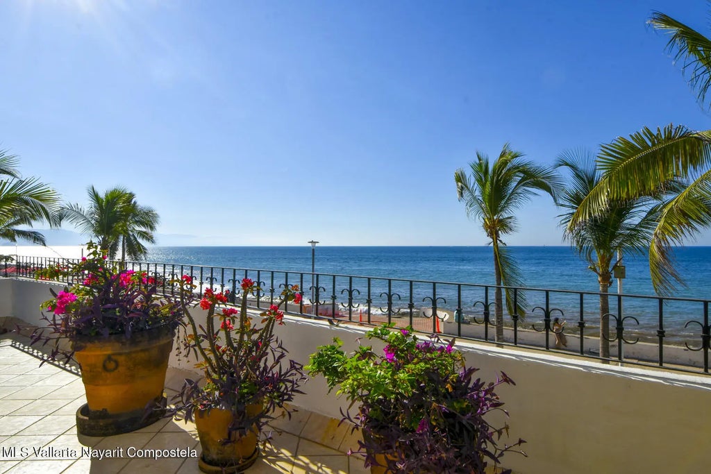 2 Malecon 109 Condo 109 Lori, Puerto Vallarta