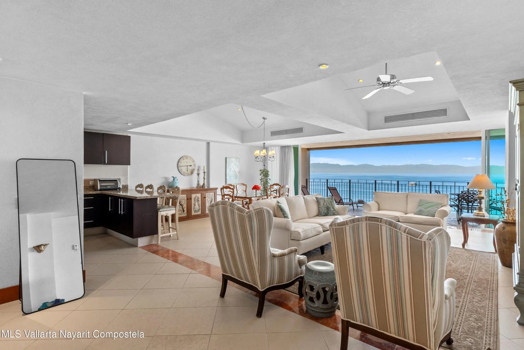 2477 Francisco Medina Ascencio 2702 Grand Venetian T2000 - 702, Puerto Vallarta