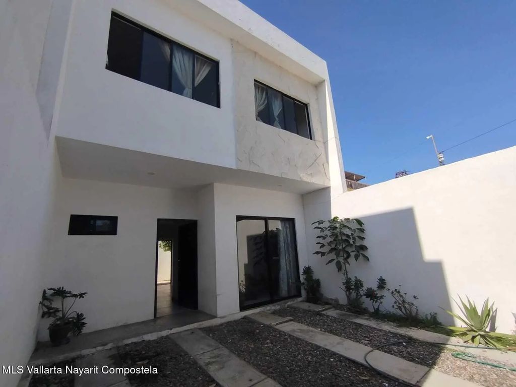 122 Universidad Valle De Atemajac Villas Universidad, Puerto Vallarta