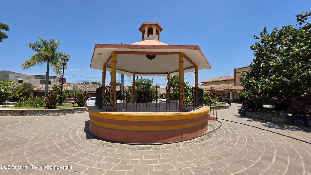 47 Jesus Cervantes Casa Plaza Del Tuito, Sierra Madre Jalisco