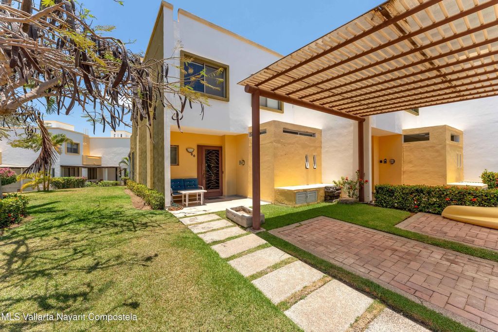 600 Circuito Del Rosal Av. Los Amores 66 Casa #66, Los Amores 2, Riviera Nayarit