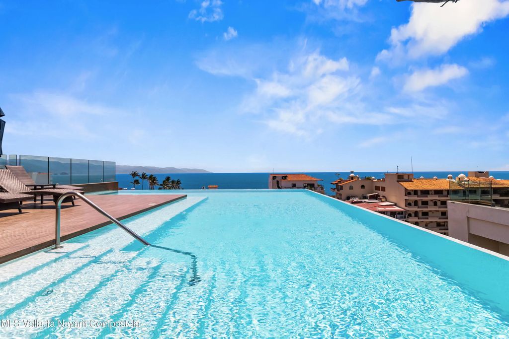 180 Basilio  Badillo 305 Nayri Life & Spa, Puerto Vallarta