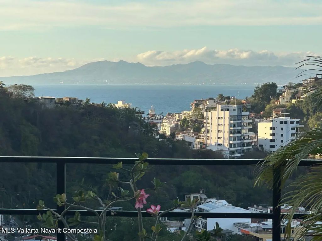 599 Juventino Rosas Casa Colina, Puerto Vallarta