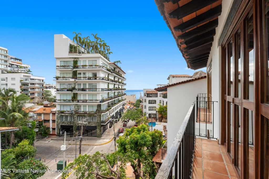 203 Francisca Rodriguez Selva Romantica Safari Ph, Puerto Vallarta