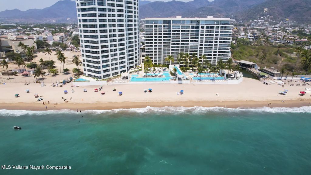 171 Febronio Uribe 5005 Harbor 171 Ocean Front Living, Puerto Vallarta