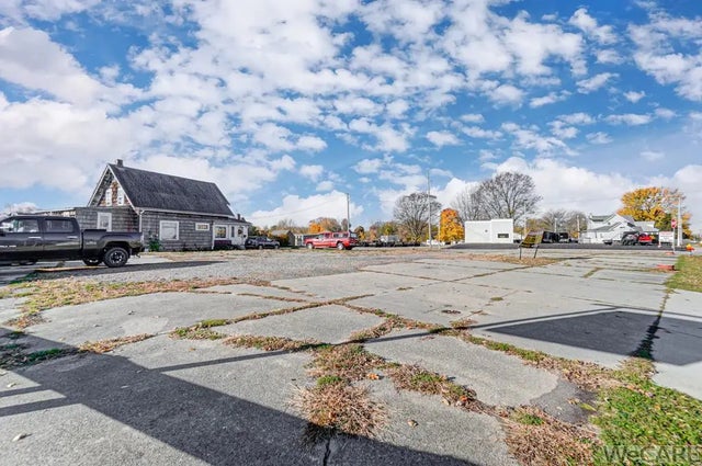 Photo of Listing #212090