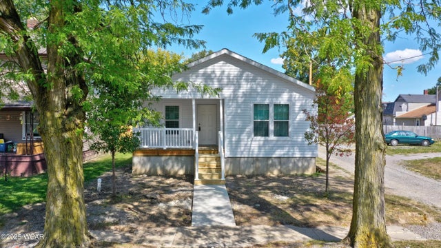 Photo of Listing #307339