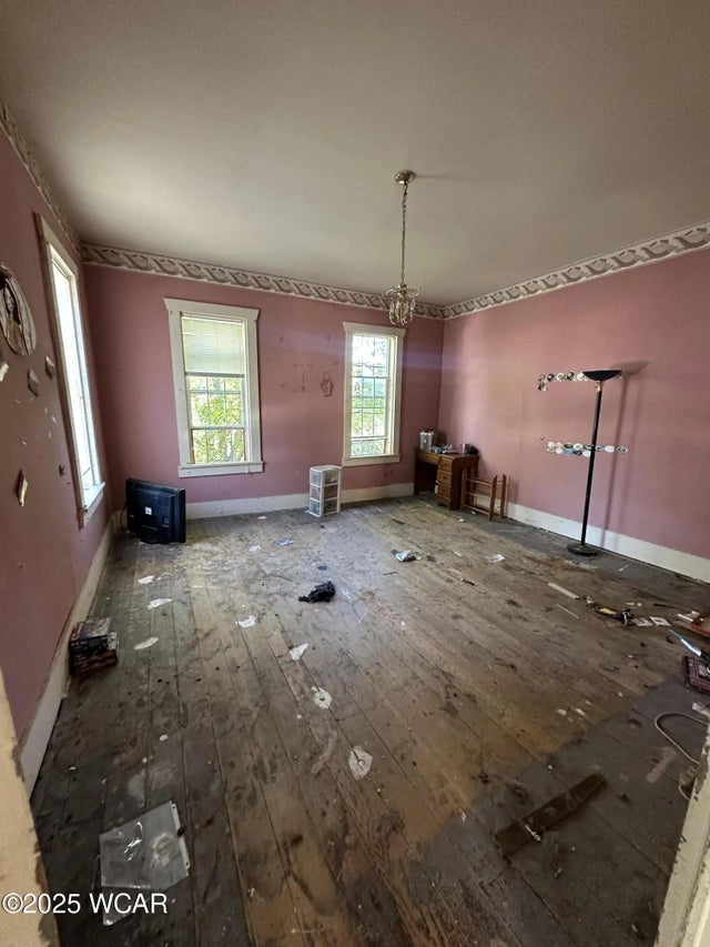 Photo of Listing #308191