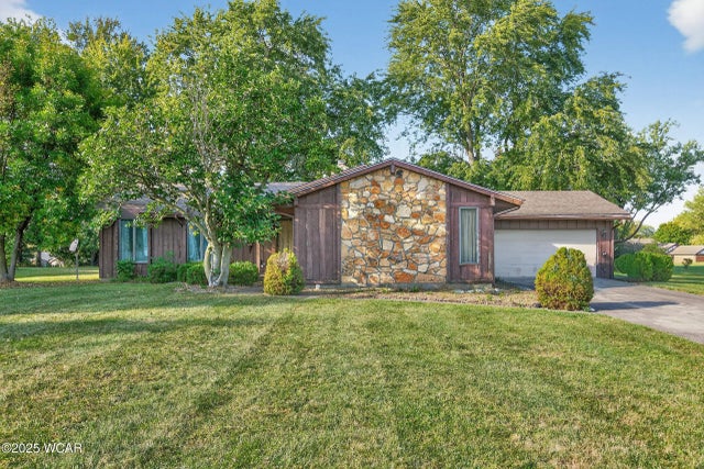 Photo of Listing #308400