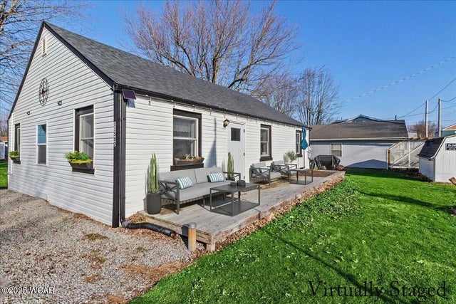 Photo of Listing #309044