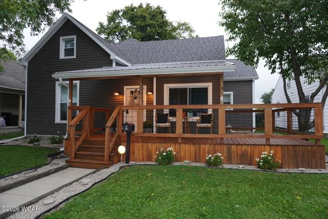 210 E Mechanic Street, Wapakoneta