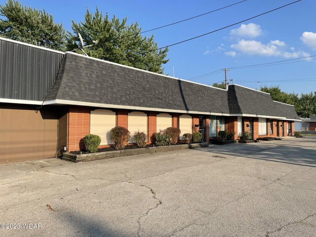 Photo of Listing #300006