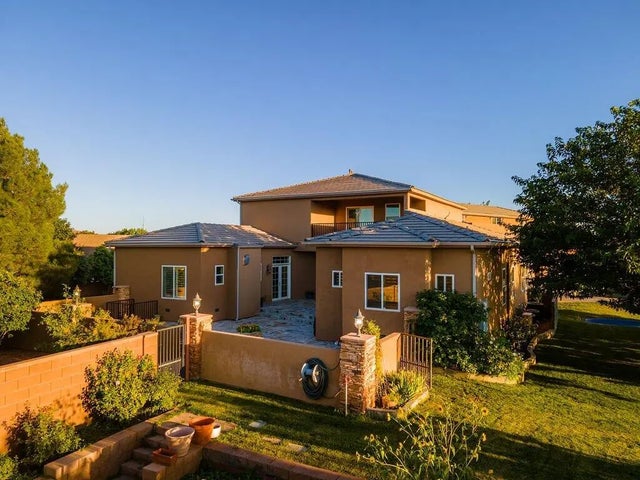 1021 W Churrea St, Washington