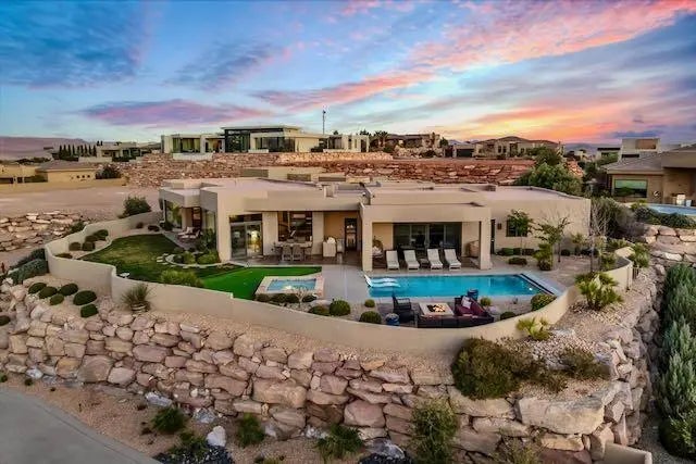 2040 S Pinnacle Cir, St George