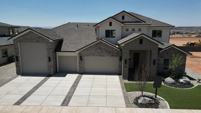 2832 S Woodrow Ln, Washington