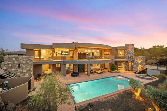 2378 N Tacheene Dr, St George