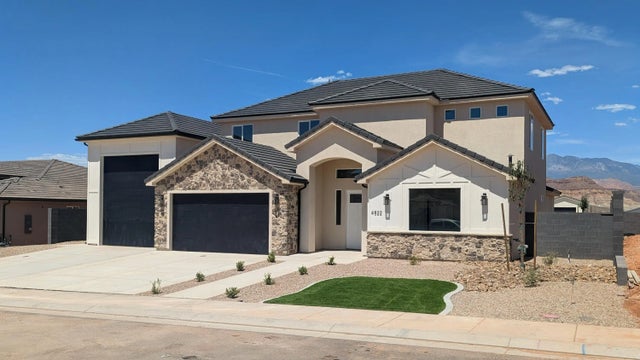 4822 W 2020 S, Hurricane