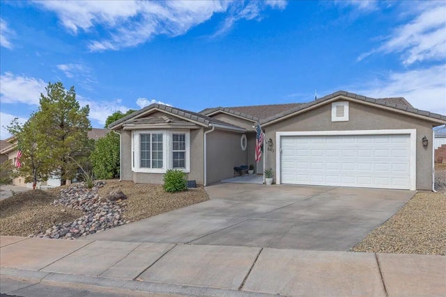 843 N Madison Hts, Washington