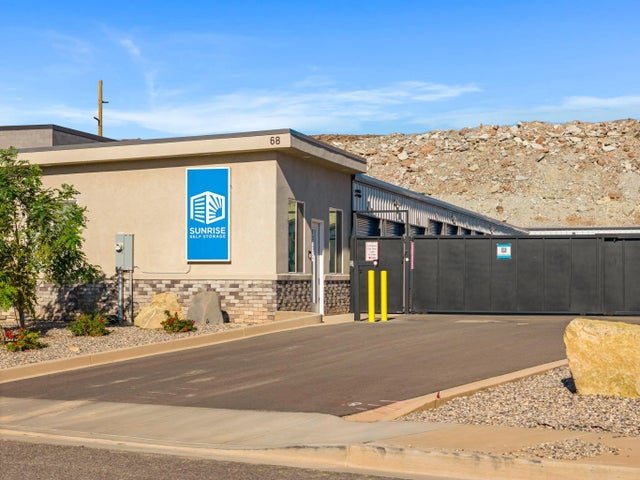 68 S Warehouse Rd, Washington