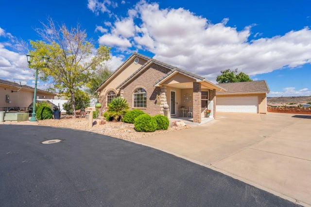 392 N Windsor Dr, Washington