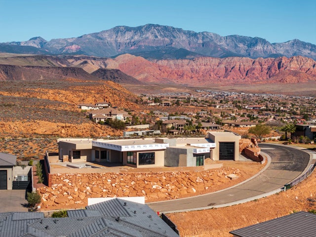 147 N Westgate Hills Dr, Washington