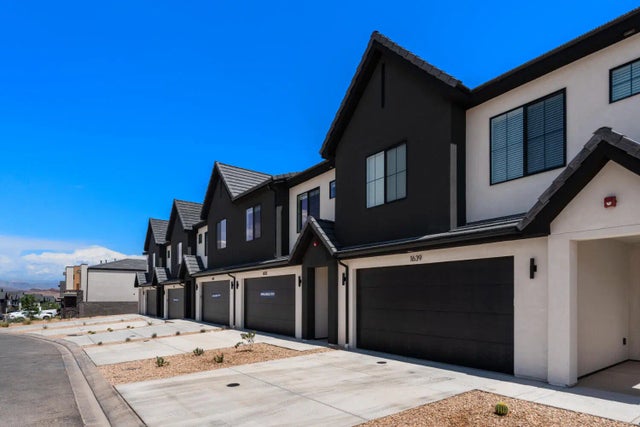 1733 S Ripple Rock Dr 3023, Washington