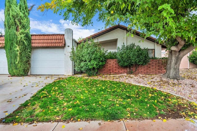 147 E Arrowweed Way, Washington