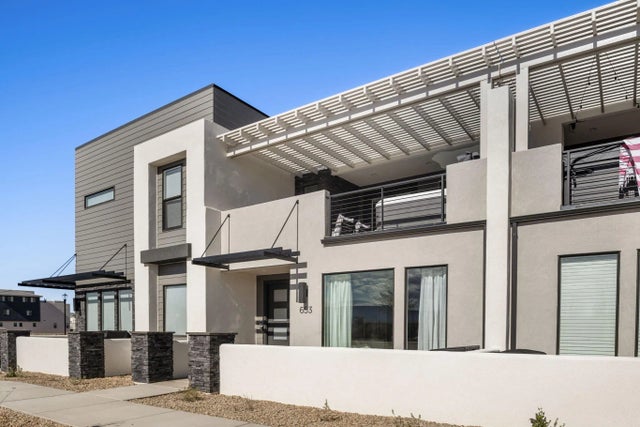 653 W Beach Front Place, St George