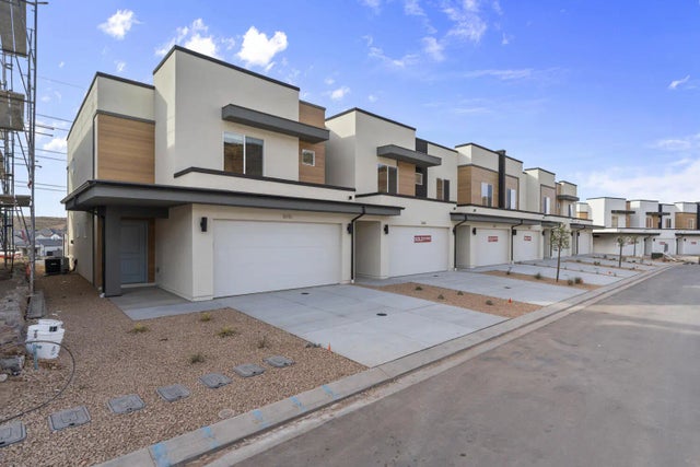 1718 S Forbidding Way 2282, Washington