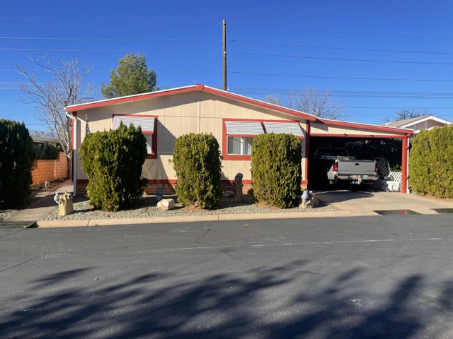 1526 Dixie Downs Road 43, St George