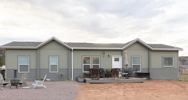 1322 N Apple Blossom Ln, Apple Valley