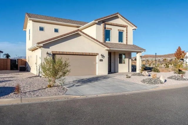 1017 N Pleasant Valley Ln, Washington