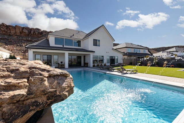 3458 S Walnut Canyon Dr, St George