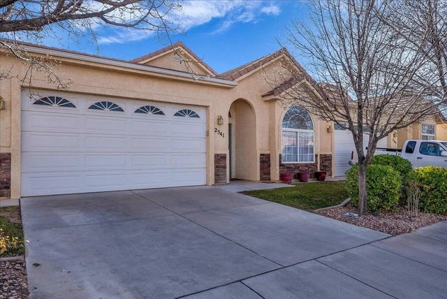 2541 W 225 N, Hurricane