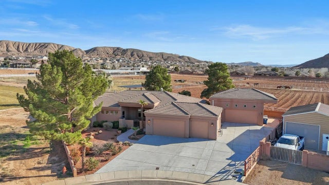 720 E Meadow Ln, Washington