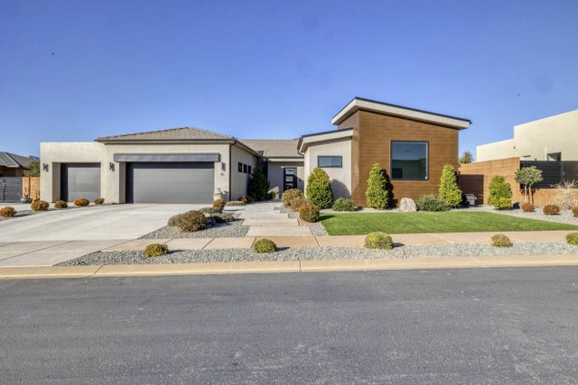 41 N Arrowhead Ln, Ivins