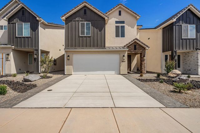2647 E Suniva Way, St George