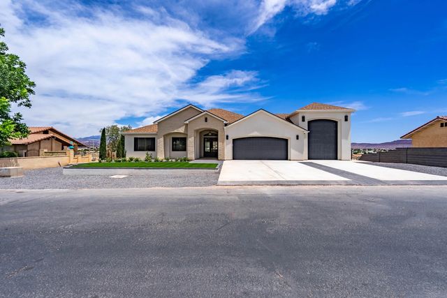 3043 S Sweetgum Cir, St George