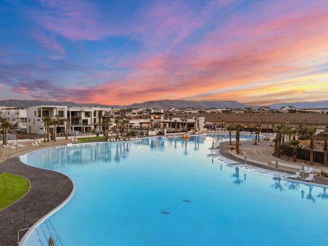 710 W Akoya Pearl St 81, St George