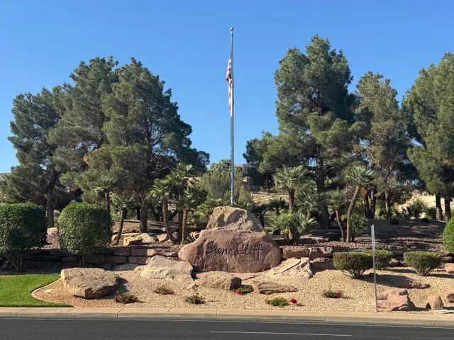1016 S Pinnacle Dr 1016, St George