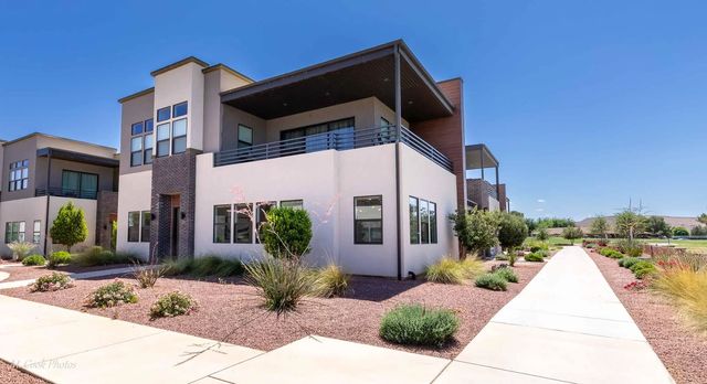 3080 S Bloomington Dr 9, St George