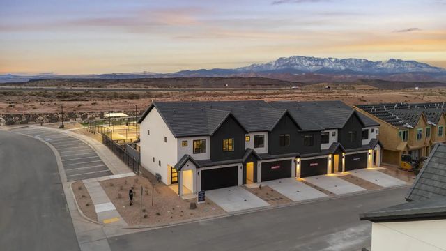 1754 S Viewcrest Dr 3076, Washington